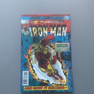 (C33) Falcon #1 Lenticular Variant Iron Man Marvel comics